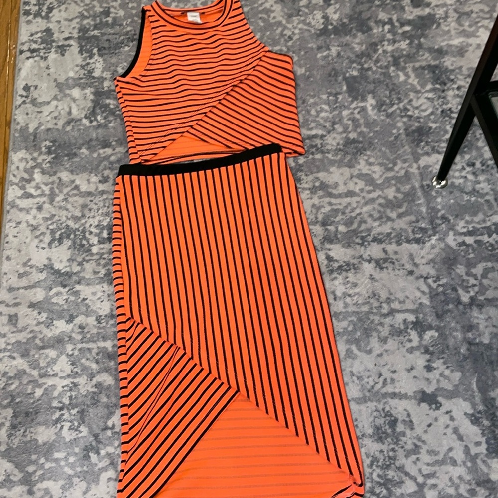 Going Out Bright Skirt Set